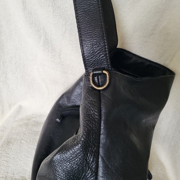 Italian Leather Hobo Bag - Picture 6 of 9